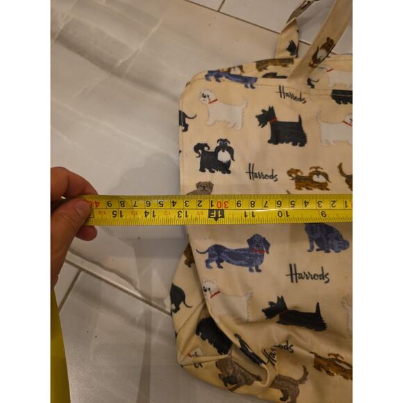 Harrods Iconic Dog Small Tote Bag - Picture 11 of 16